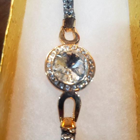 Leather womens bracelet - Picture 6 of 8